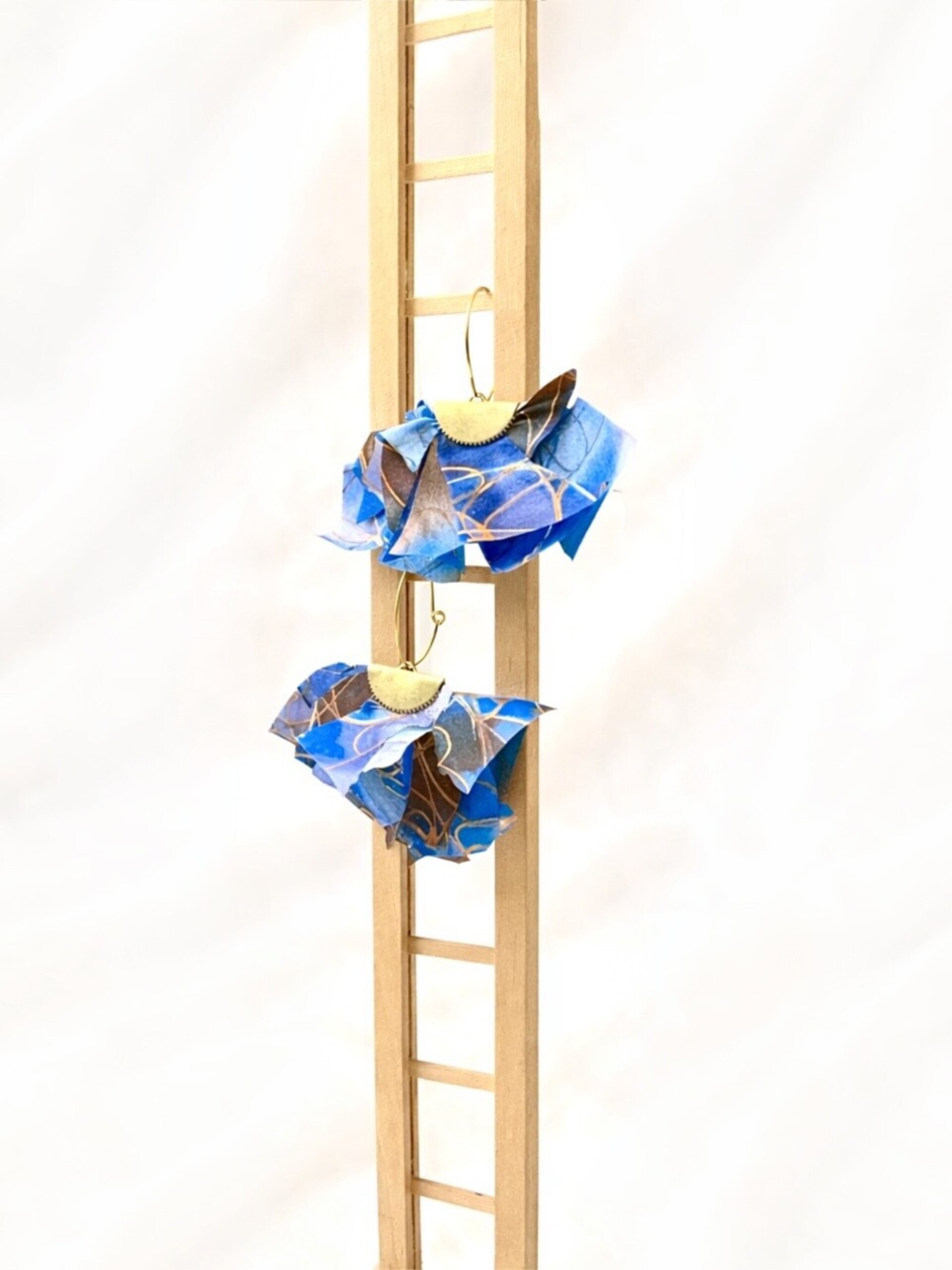 Pendientes originales divertidos azul y oro seda natural - 2