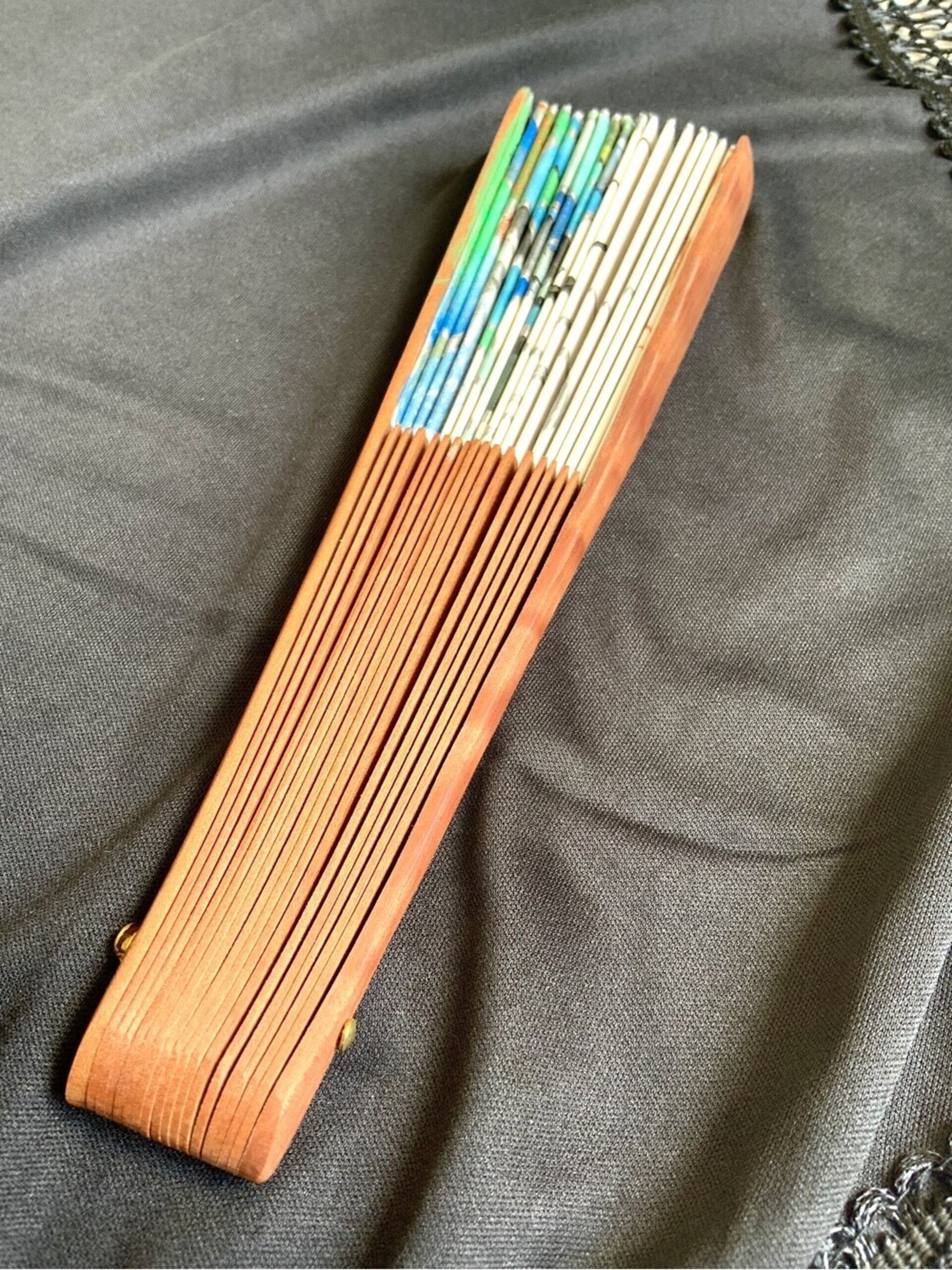 Abanico de caballero pintado a mano - 3
