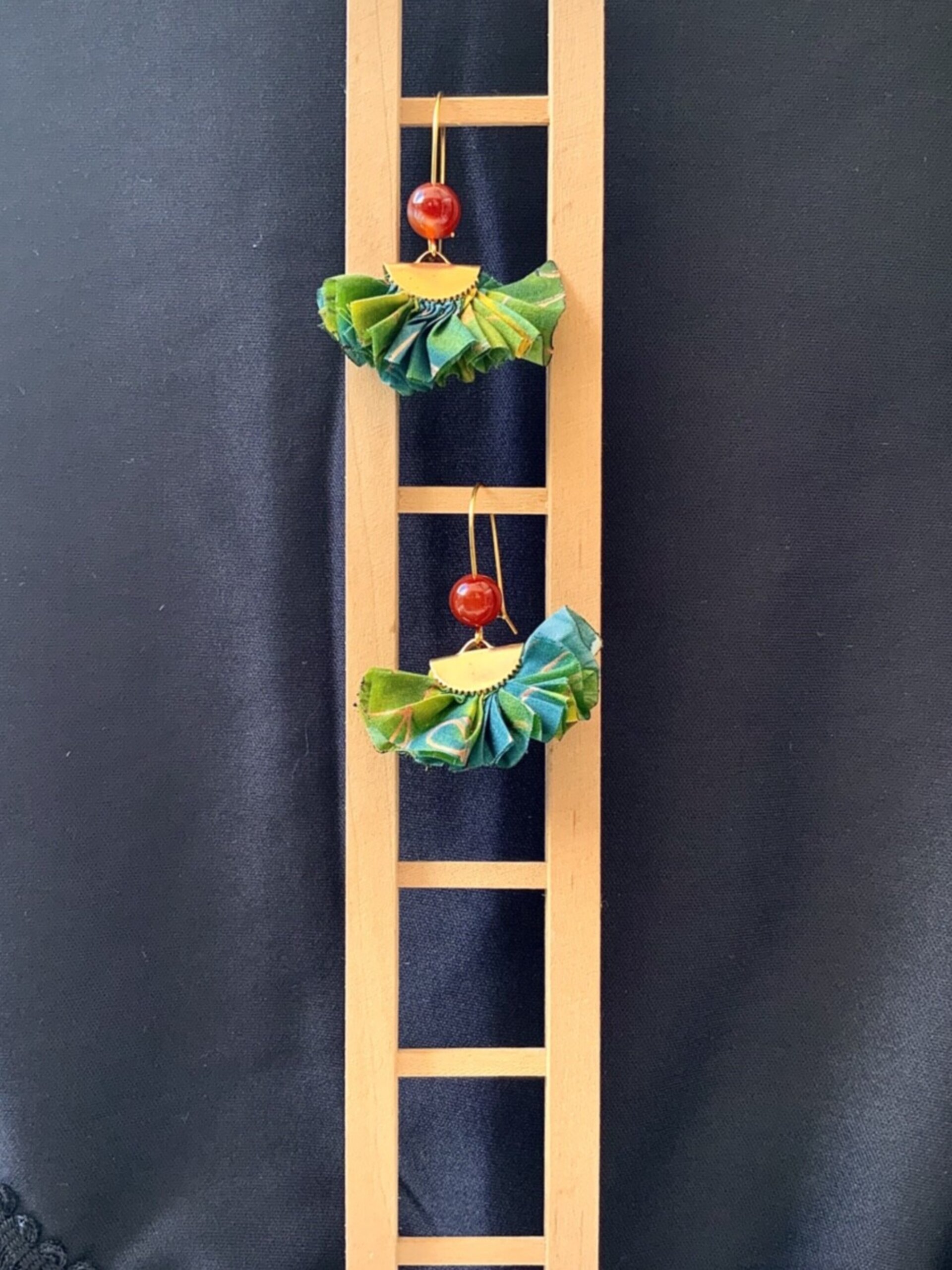 Pendientes artesanales verde y azul - 4