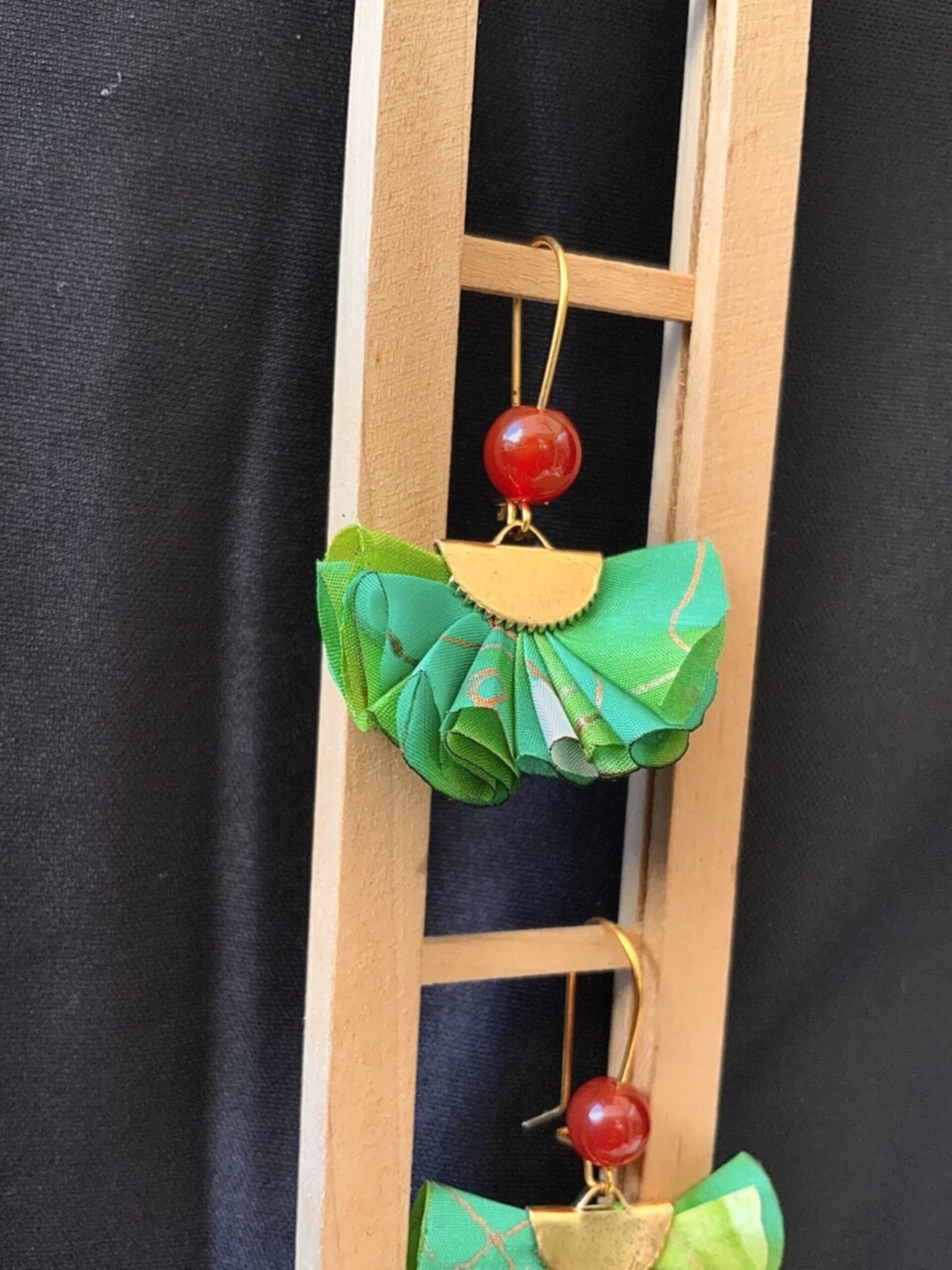 Pendientes verde hierbabuena seda complemento flamenca - 4